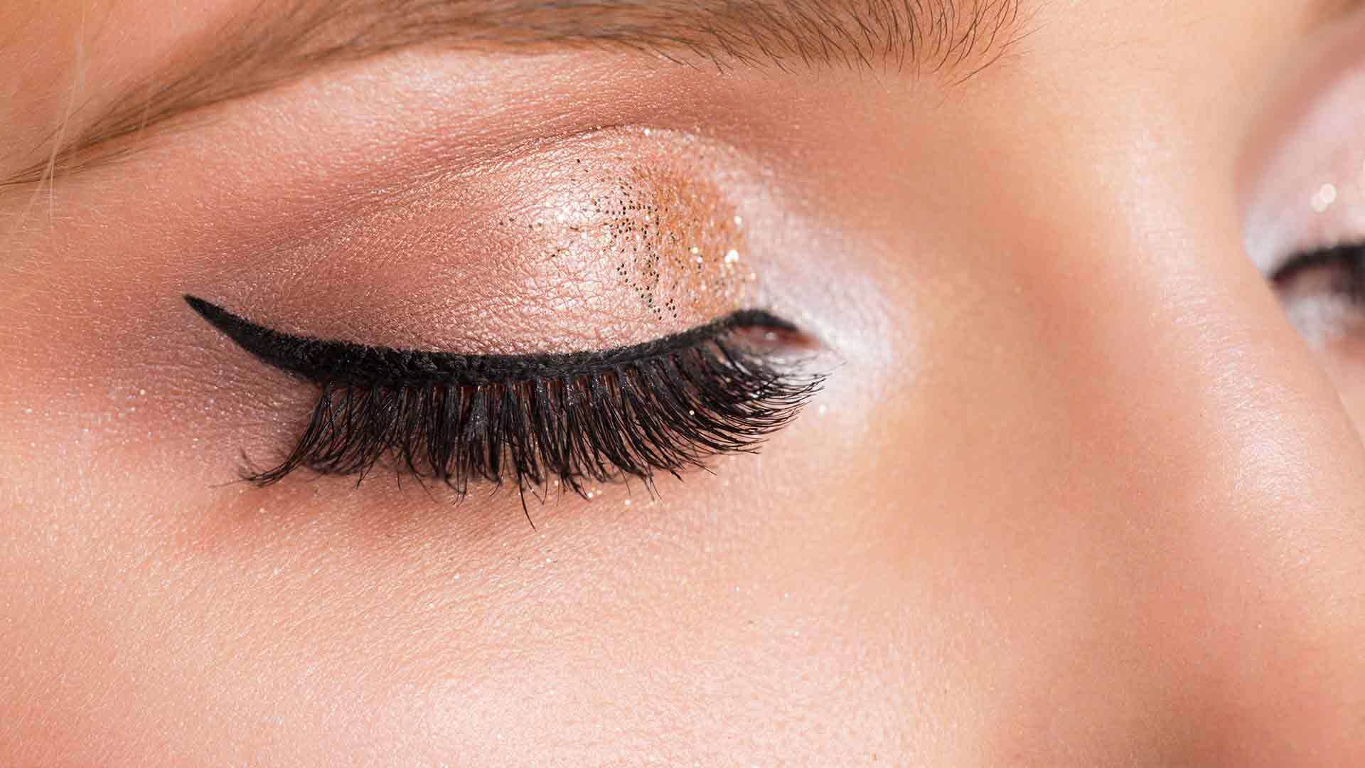 Cut crease: как сделать привлекательную технику макияжа
