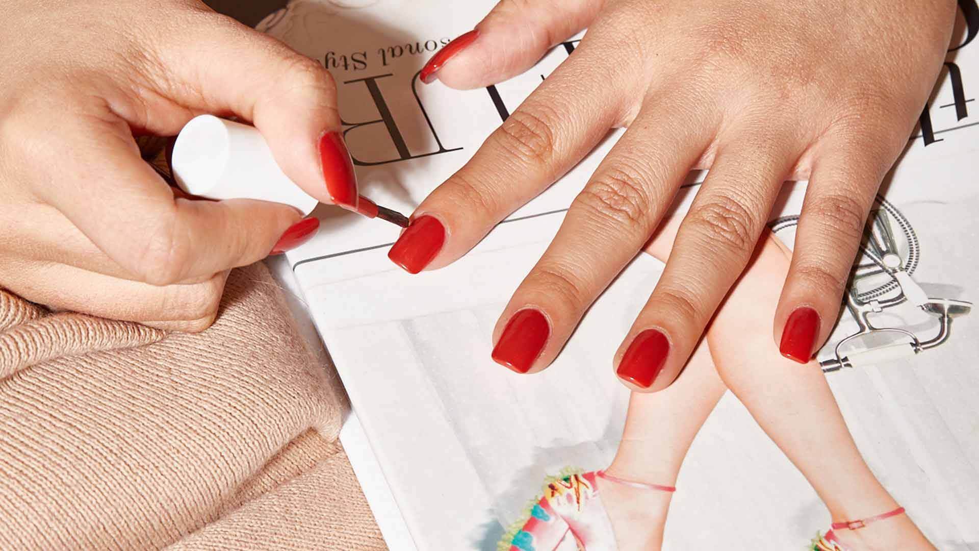 Простые дизайны для идеальных ногтей, которые можно легко сделать в домашних условиях